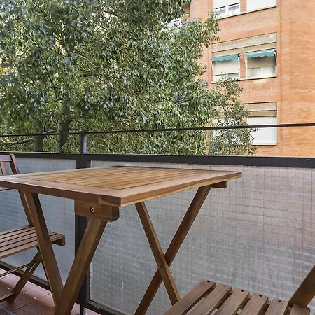 Apartment The White Flats Les Corts *